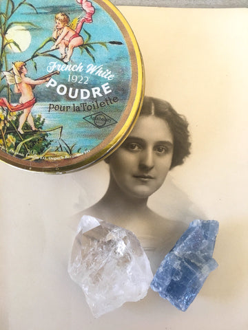 French Face Powder from 1922