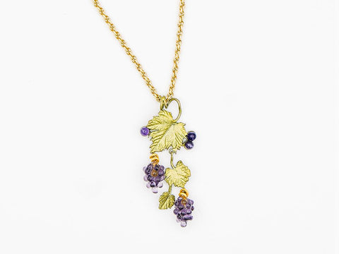 Wild Grape Vine 18" Pendant