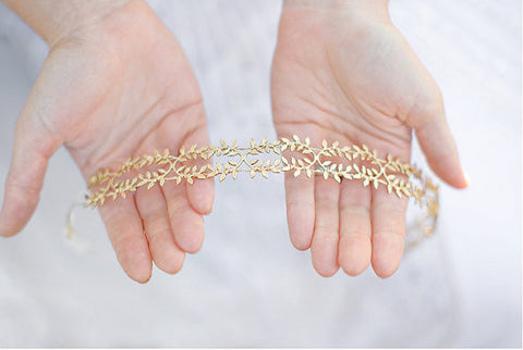 Delicate Fern Leaf Crown